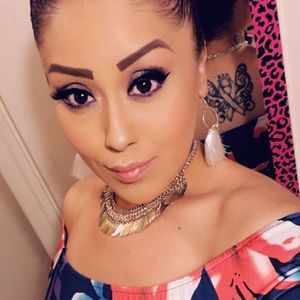 Meet your Posher, Sandy